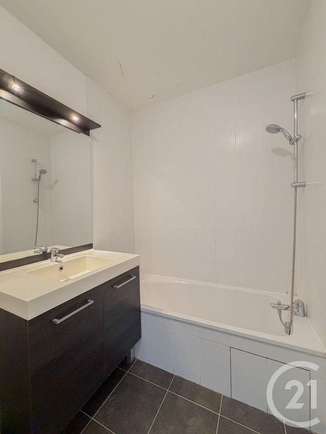Appartement F3 &agrave; vendre - 3 pi&egrave;ces - 61,24 m2 - Villeurbanne - 69 - RHONE-ALPES